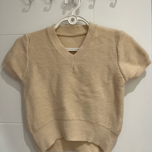 V-neck wool sweater - Picture 1 of 5